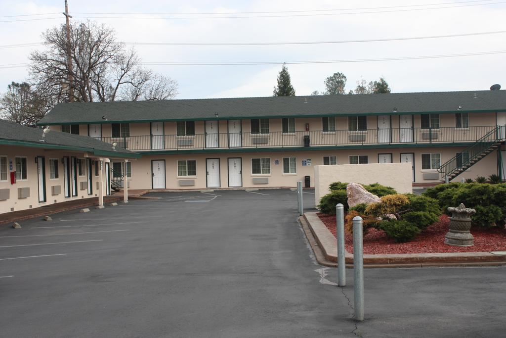 Value Inn & Suites Реддінг Екстер'єр фото