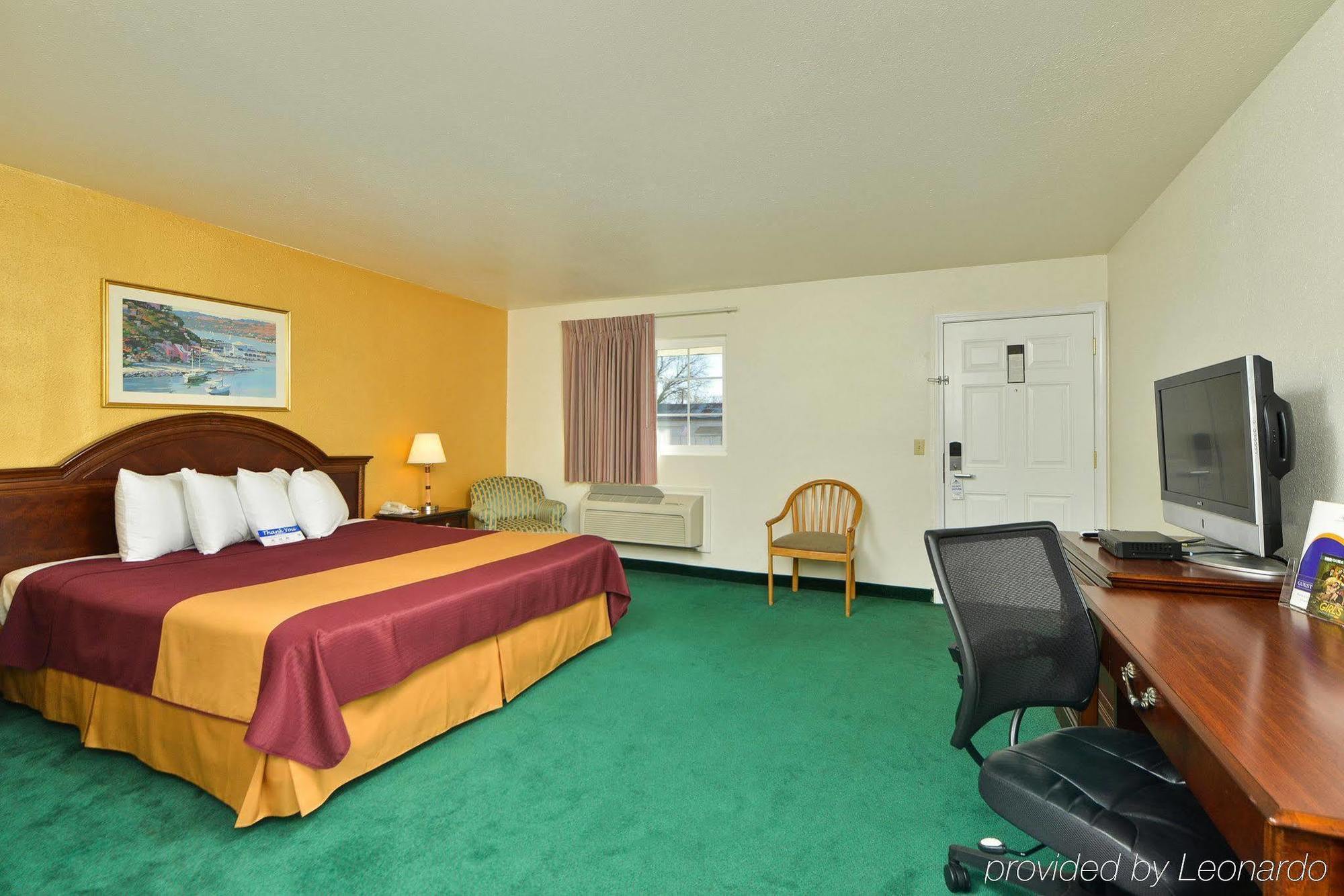 Value Inn & Suites Реддінг Екстер'єр фото