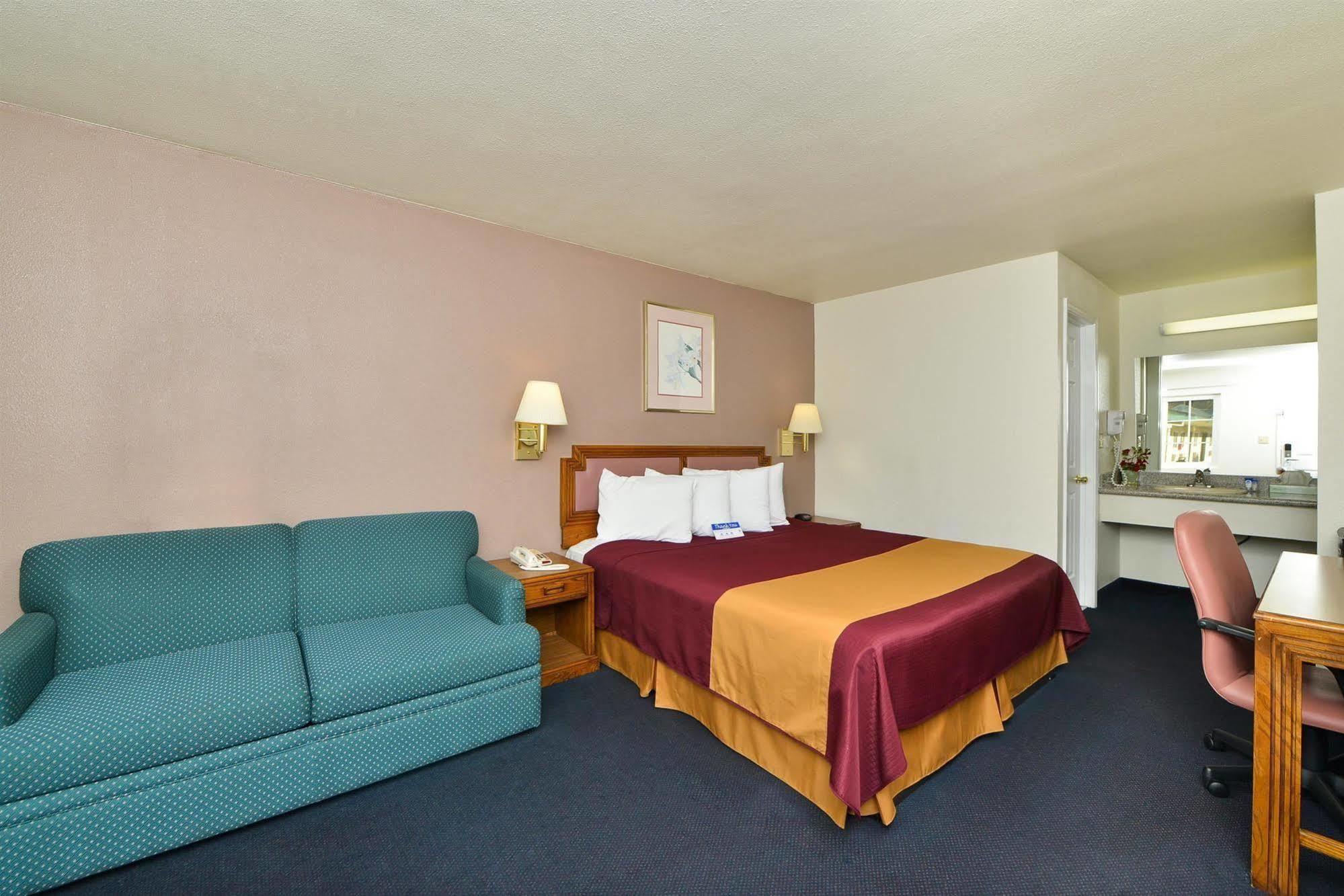 Value Inn & Suites Реддінг Екстер'єр фото